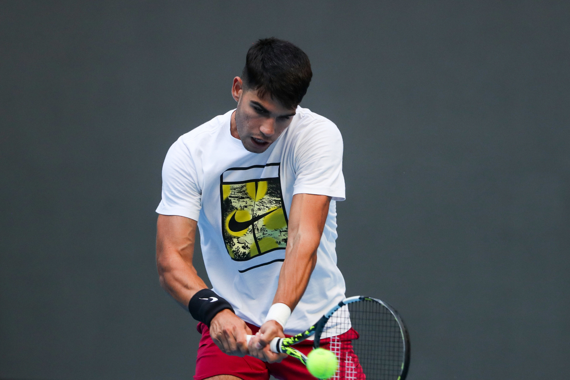 西甲半决赛激情夜!阿尔卡拉斯里突外投,上海申花大胜金州勇士